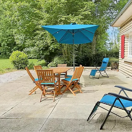 Дом отдыха Awesome In With Wifi