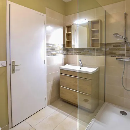 Awesome In With Wifi * Colombieres