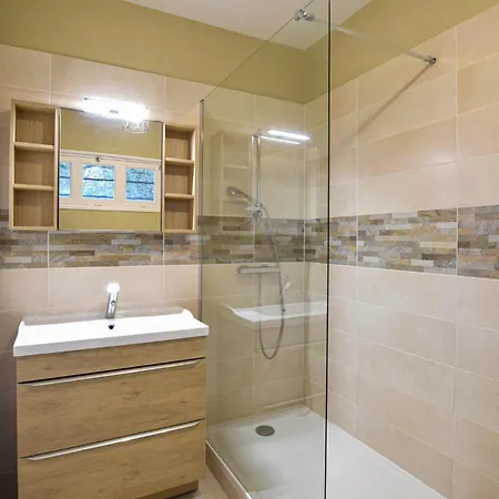 Дом отдыха Awesome In With Wifi